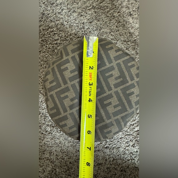 Fendi Bucket Hat - Mint Condition - Picture 13 of 16
